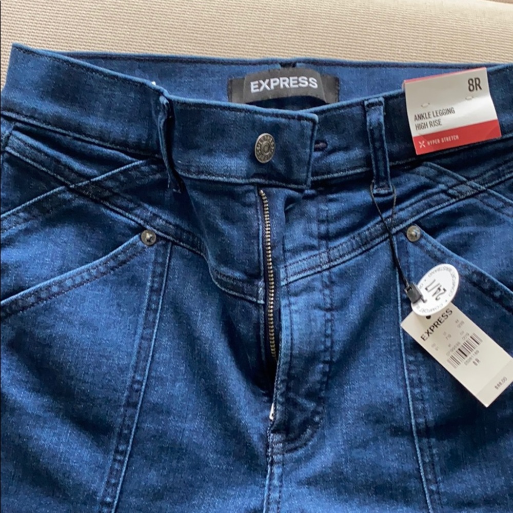 NWT express ankle legging